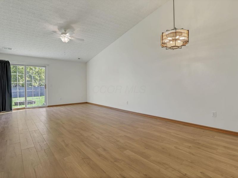 1496 October Ridge Court , Columbus, OH 43223 Photo 2