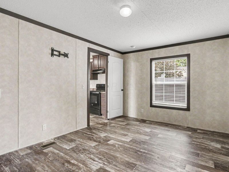 176 Parklawn Drive, Circleville, OH 43113 Photo 13