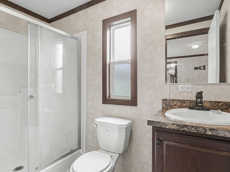 176 Parklawn Drive, Circleville, OH 43113 Photo 14