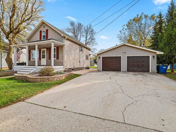 310 W PULASKI STREET, Pulaski, WI 54162