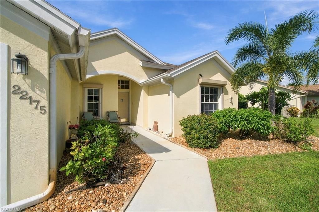 22175 Seashore Cir , Estero, FL 33928 Photo