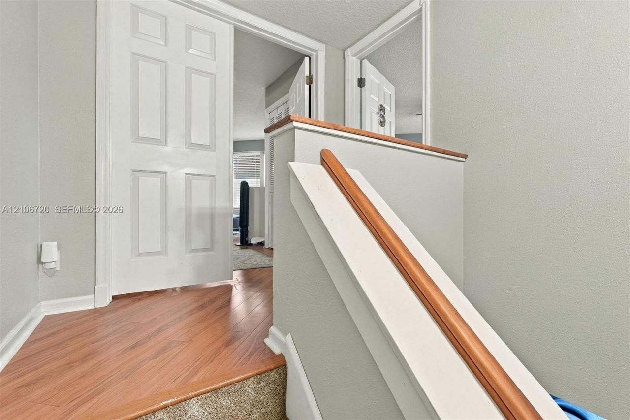 152 Weybridge Cir, Unit C, Royal Palm Beach, FL 33411 Photo