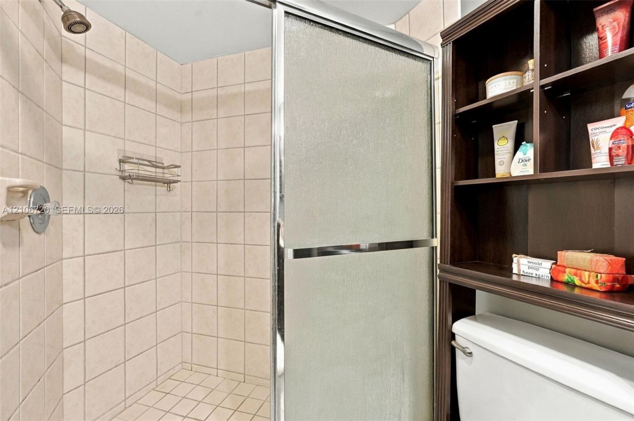 152 Weybridge Cir, Unit C, Royal Palm Beach, FL 33411 Photo