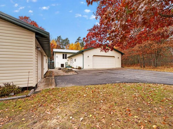 642 Center Point Court NW, Bemidji, MN 56601