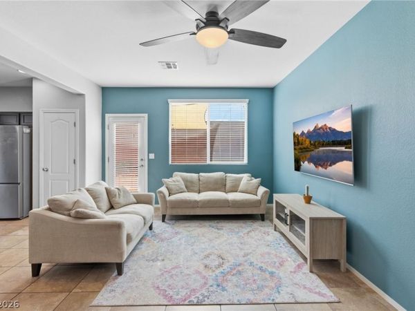 7619 Ashby Gate Street, Las Vegas, NV 89166