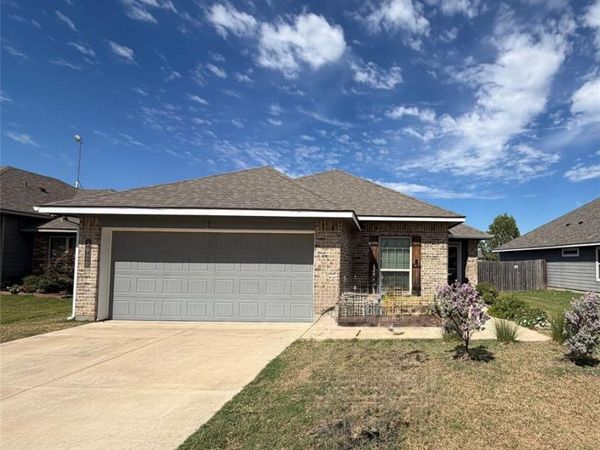 3920 S Fork Ranch Road, Waco, TX 76705