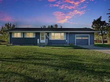 10392 Green Road , Atlas Township, Mi 48438