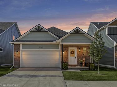 27627 Maryjane Lane E, Chesterfield Township, Mi 48047