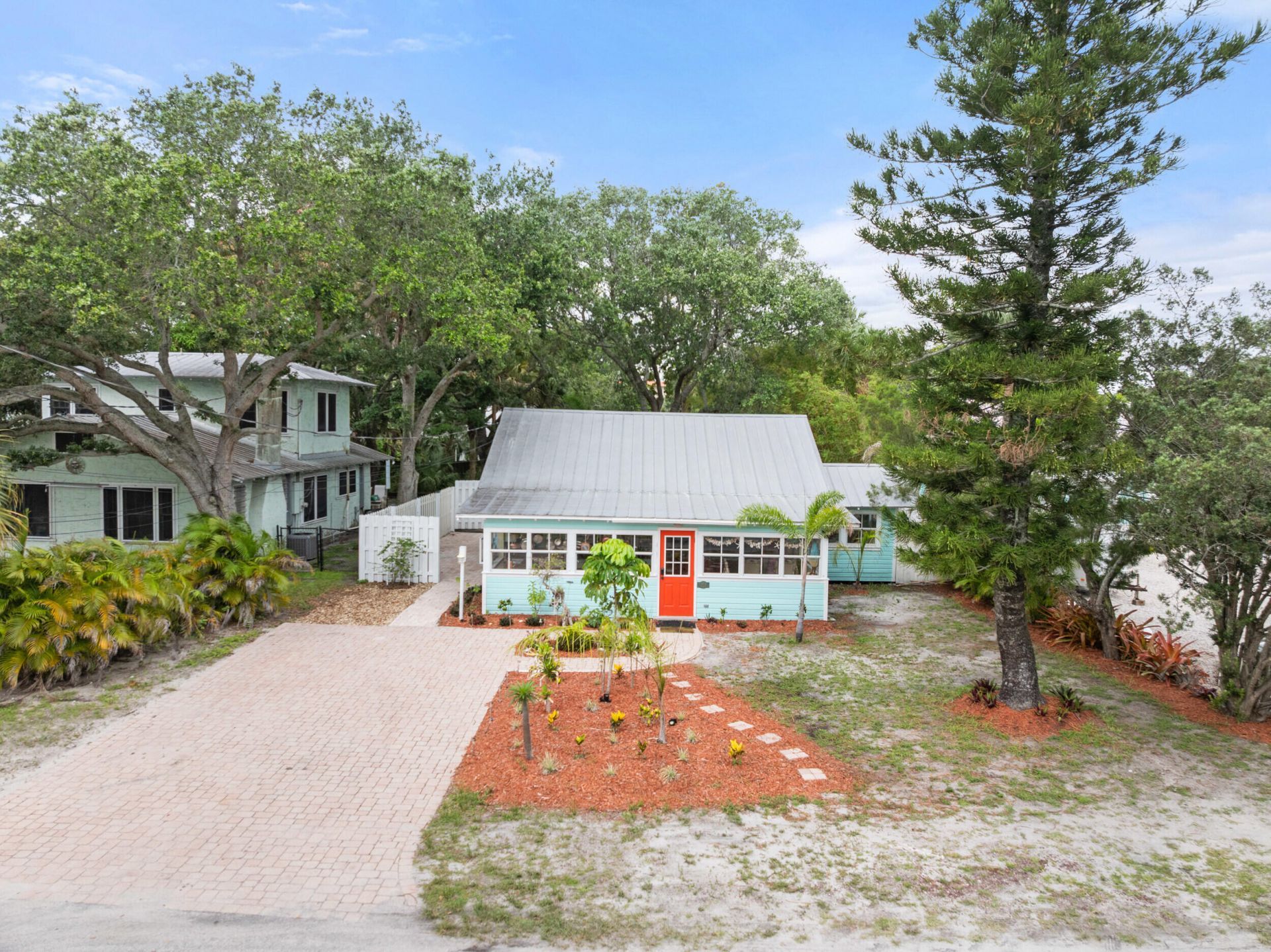 644 SW Bryant Avenue, Unit B, Stuart, FL 34994 Photo