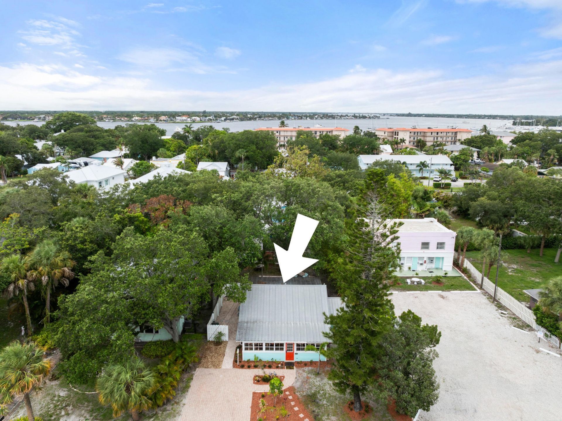 644 SW Bryant Avenue, Unit B, Stuart, FL 34994 Photo