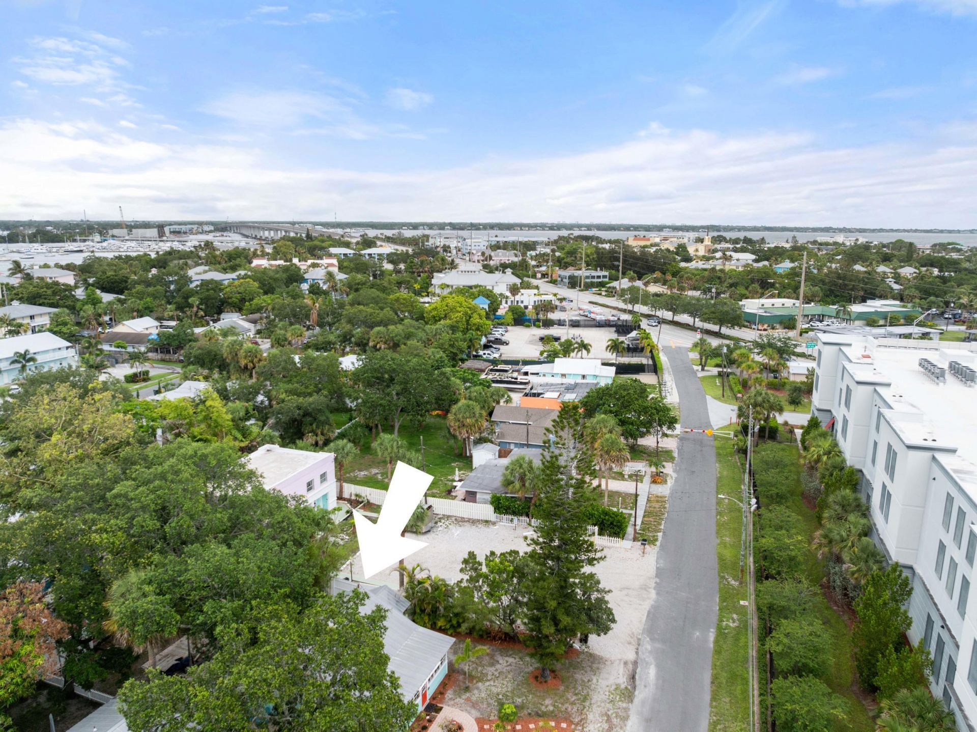 644 SW Bryant Avenue, Unit B, Stuart, FL 34994 Photo