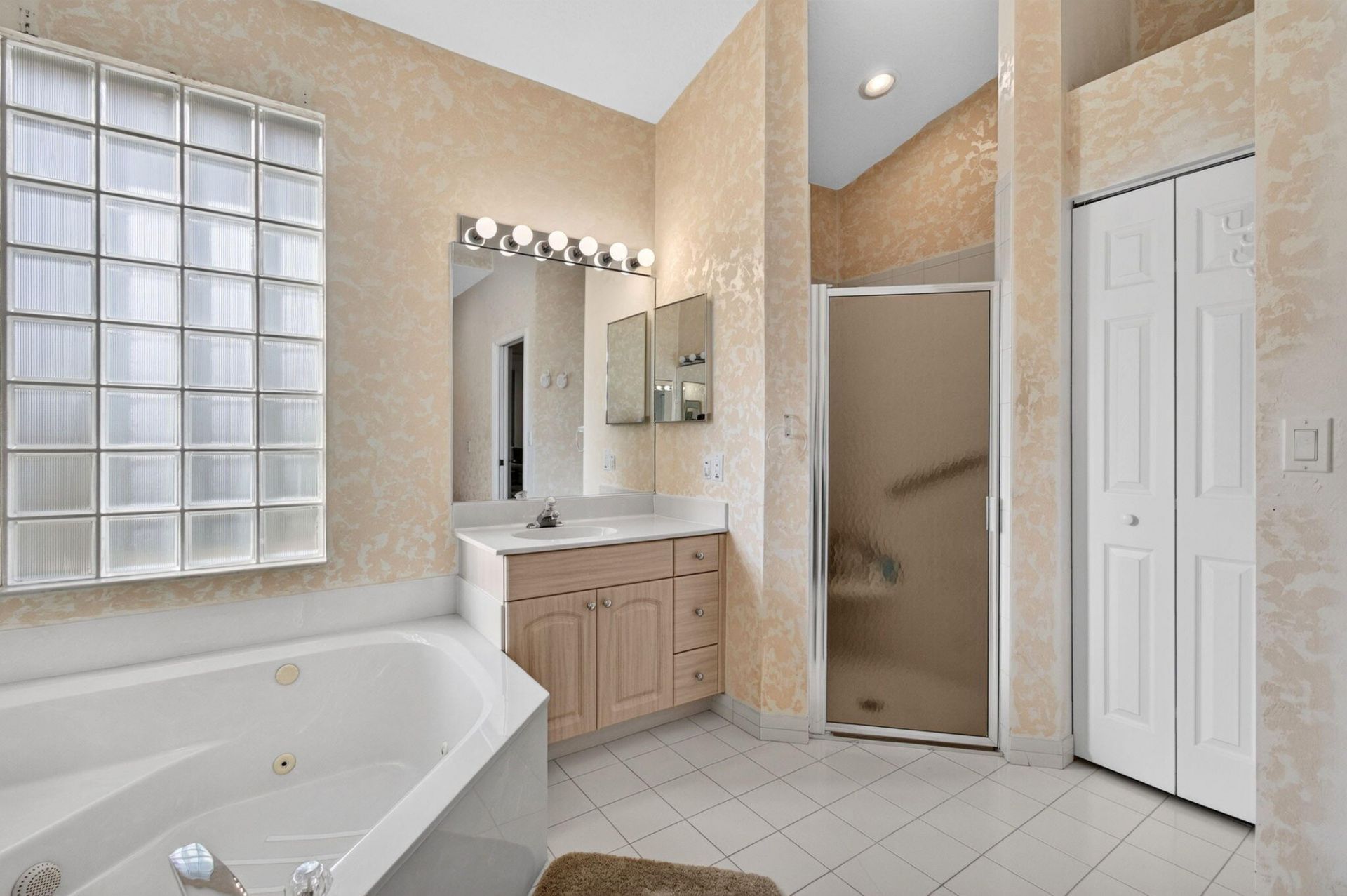 10523 Copper Lake Drive, Boynton Beach, FL 33437 Photo