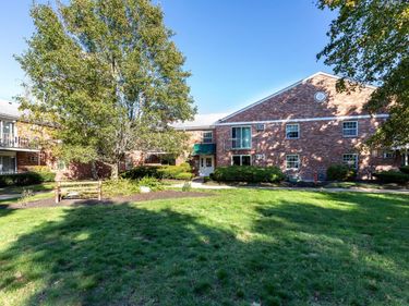 56 Townsend St, Unit B9, Abington, MA 02351