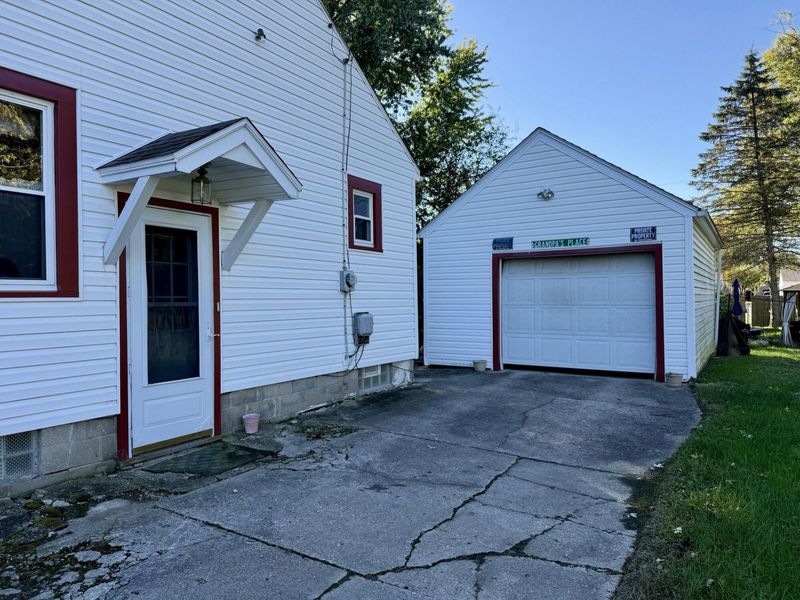 237 Hickory Drive, Springfield, OH 45503 Photo 4