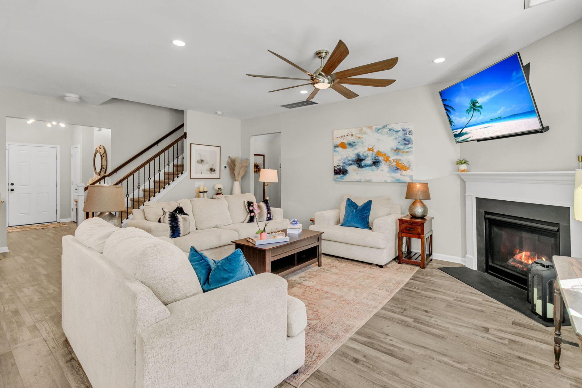 2045 Lanneau Lane Photo 15