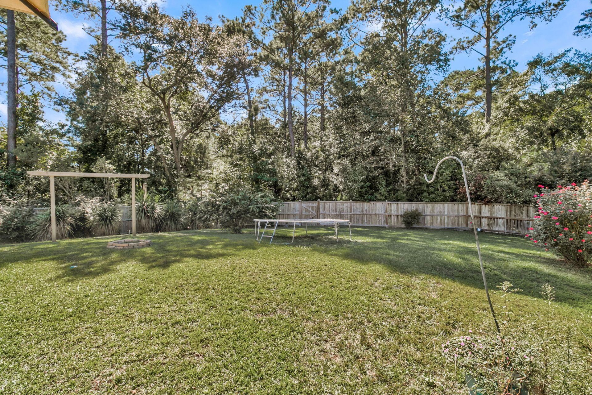 2045 Lanneau Lane Photo 31