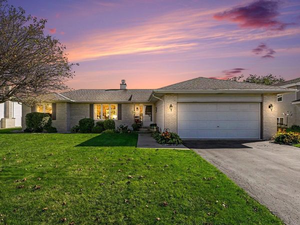 1517 Lake Street , Dyer, IN 46311