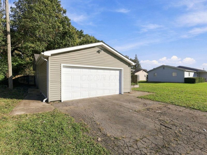 4242 Ethel Road, Obetz, OH 43207 Photo 3