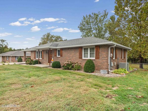 624 CALLAWAY DRIVE, Holts Summit, MO 65043