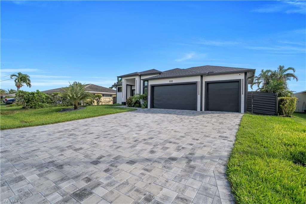 1312 SE 23rd St , Cape Coral, FL 33990 Photo