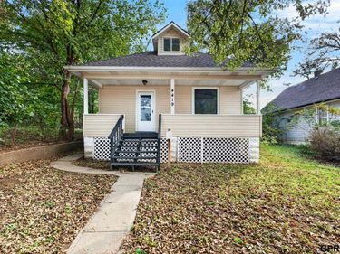 4419 N 39th Street, Omaha, NE 68111