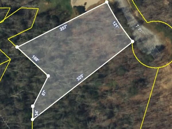 0 T Place , Unit 9, Monterey, TN 38574