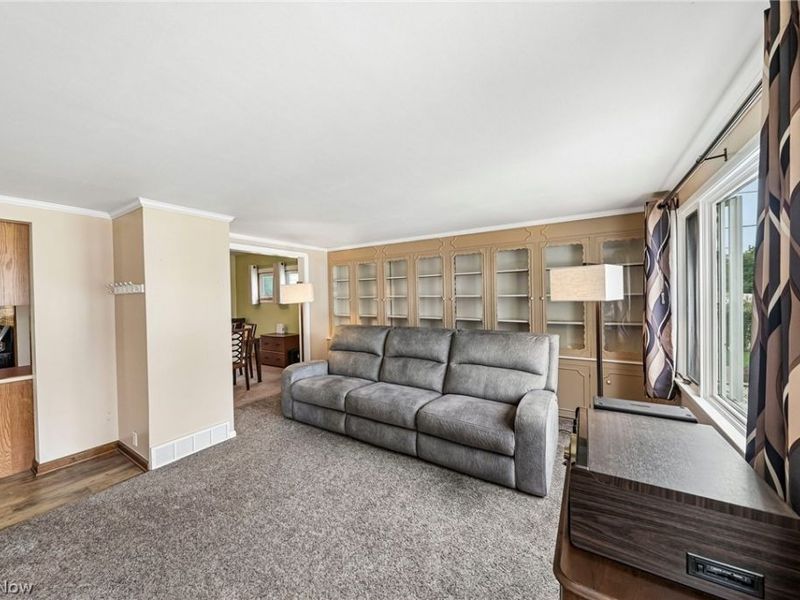 2902 Lincoln Avenue, Parma, OH 44134 Photo 13
