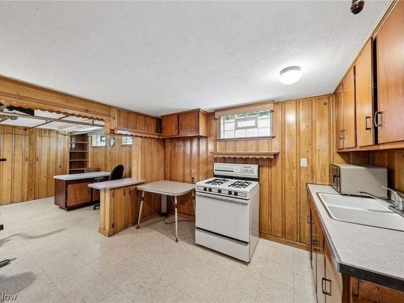 2902 Lincoln Avenue, Parma, OH 44134 Photo 36