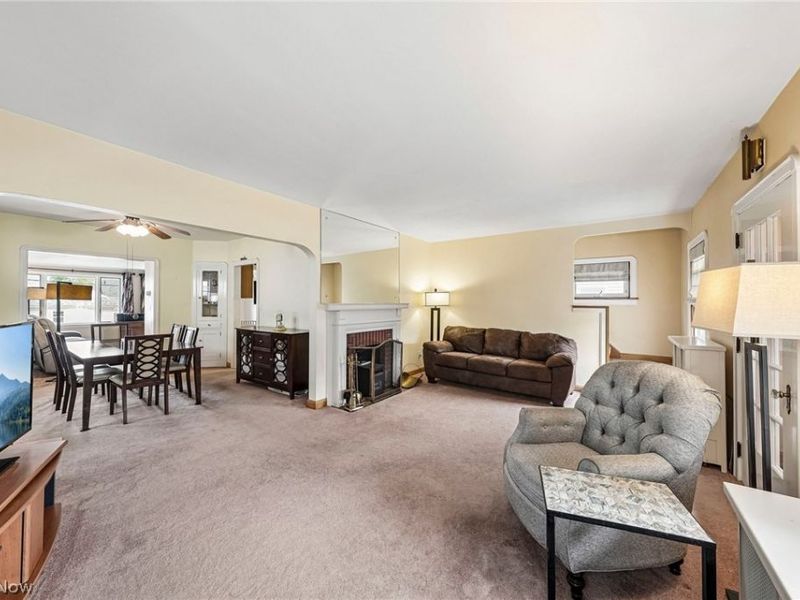2902 Lincoln Avenue, Parma, OH 44134 Photo 6