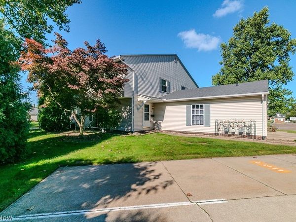 6813 Colonial Drive , Unit D, Mentor, OH 44060
