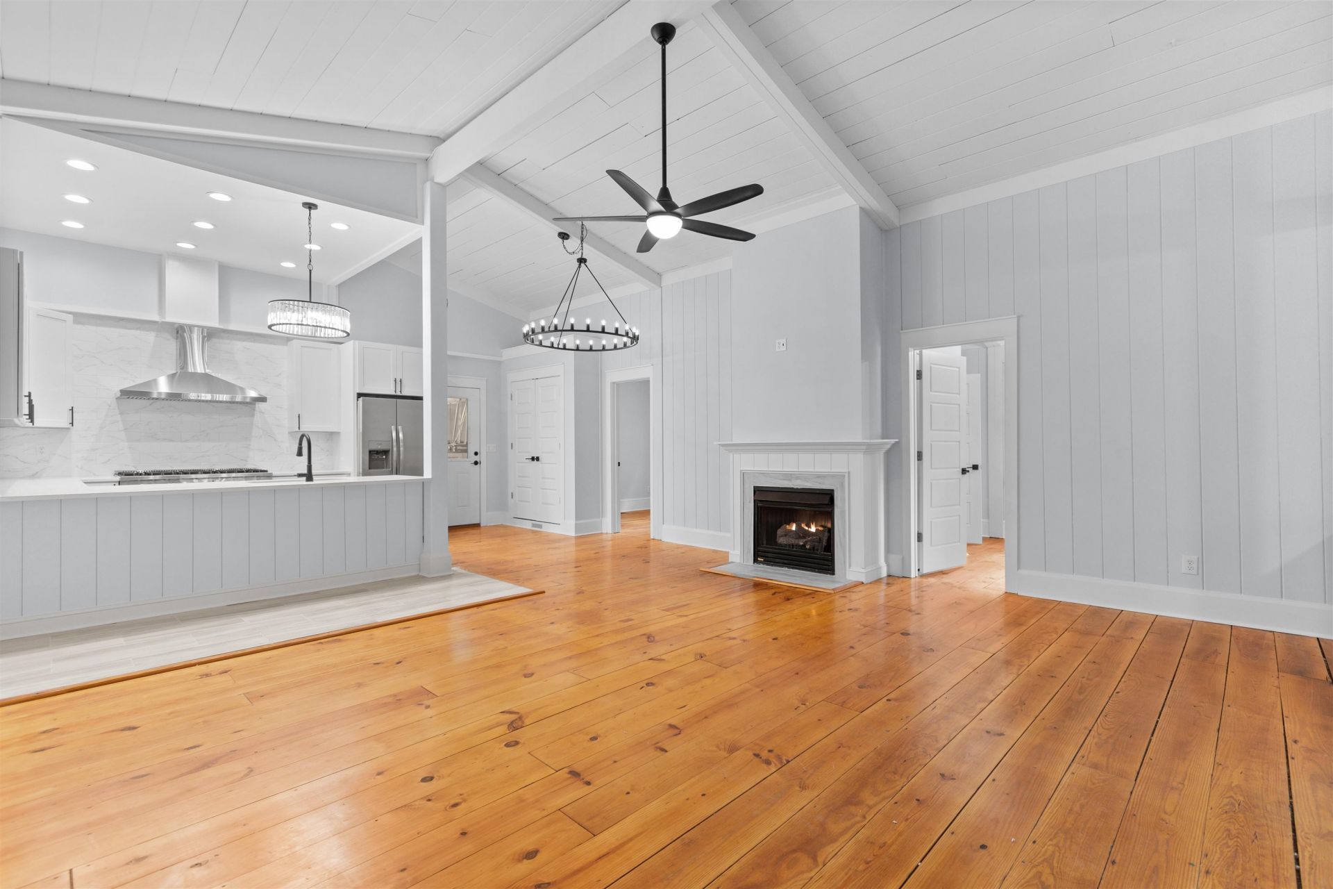 1554 Will-go Ave. Photo 5
