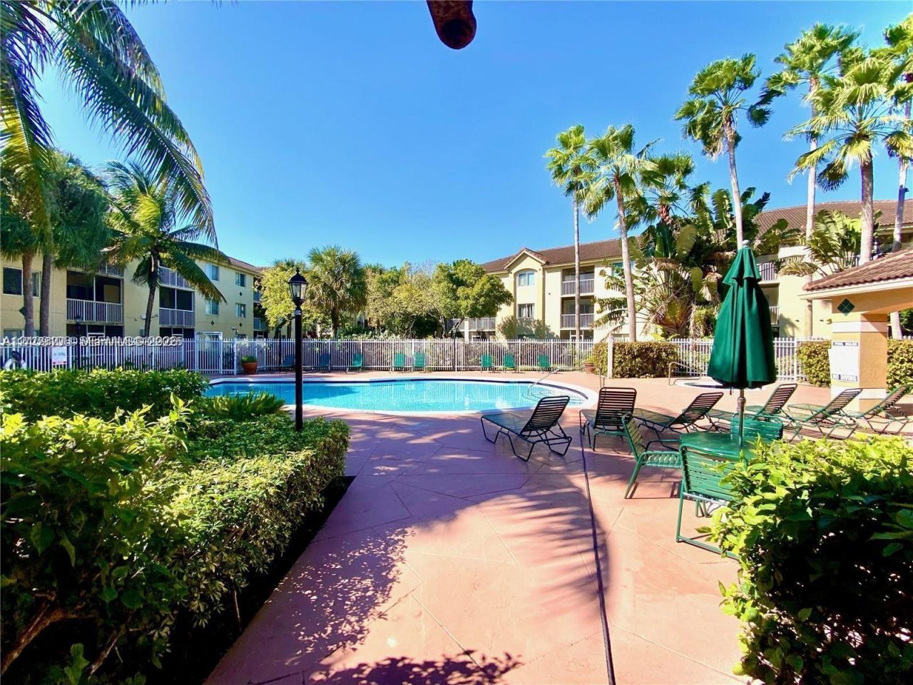 450 S Park Rd, Unit 5-206, Hollywood, FL 33021 Photo