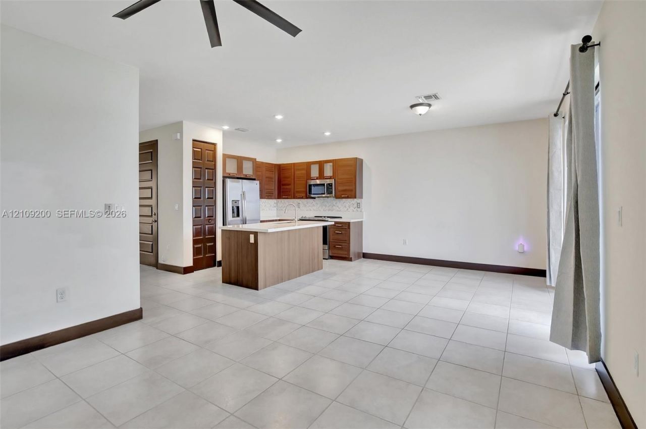 16011 NW 91st Ct , Miami Lakes, FL 33018 Photo