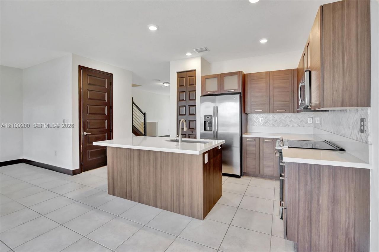 16011 NW 91st Ct , Miami Lakes, FL 33018 Photo