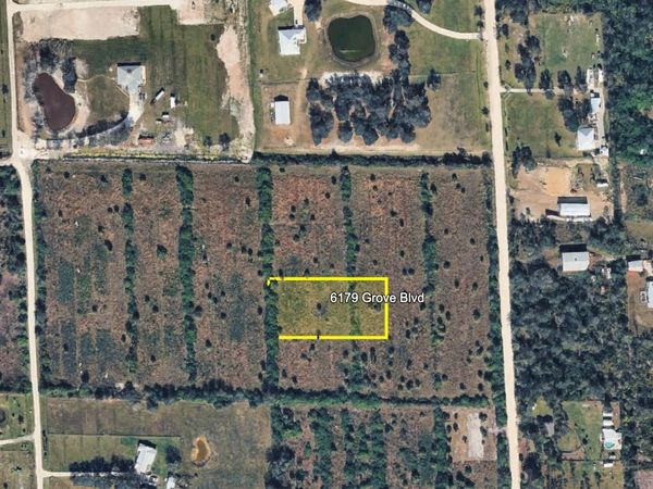 6179 GROVE BOULEVARD , PUNTA GORDA, FL 33982