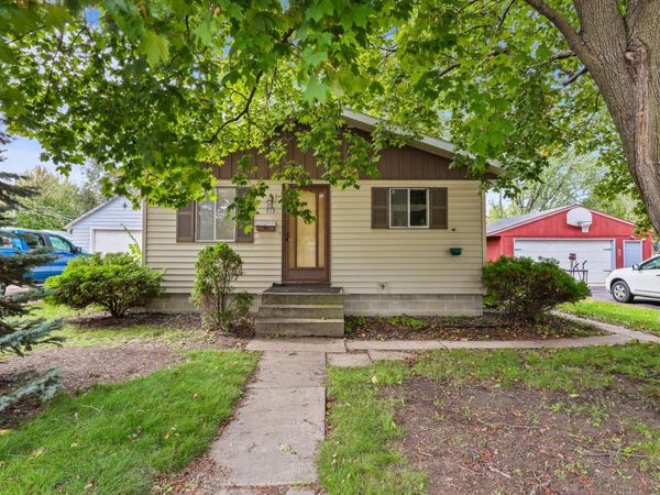 717 25th Avenue N, Saint Cloud, MN 56303