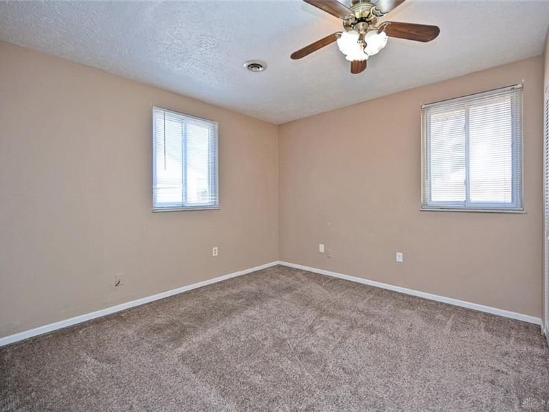 4709 Wire Drive, Dayton, OH 45414 Photo 16