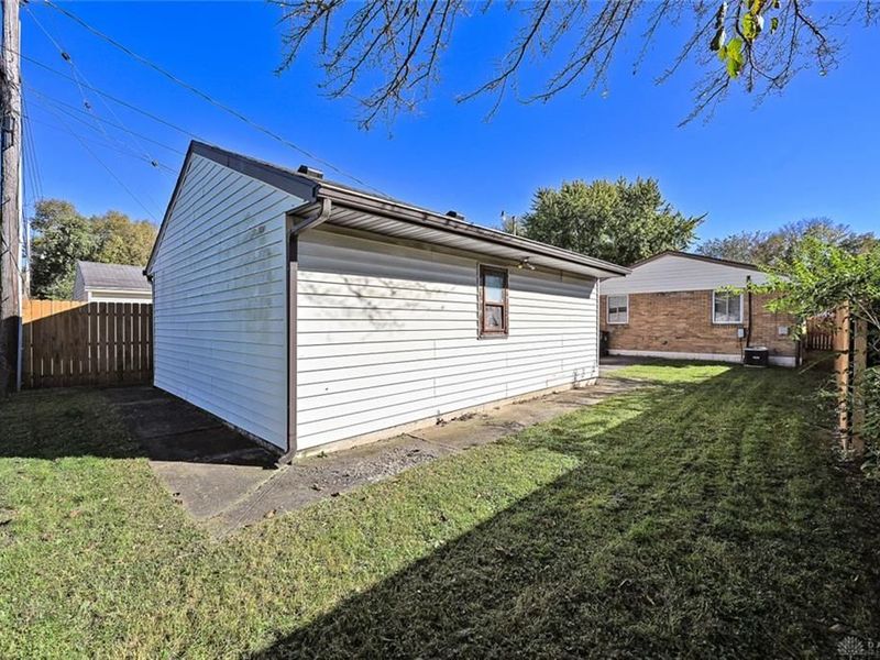 4709 Wire Drive, Dayton, OH 45414 Photo 33
