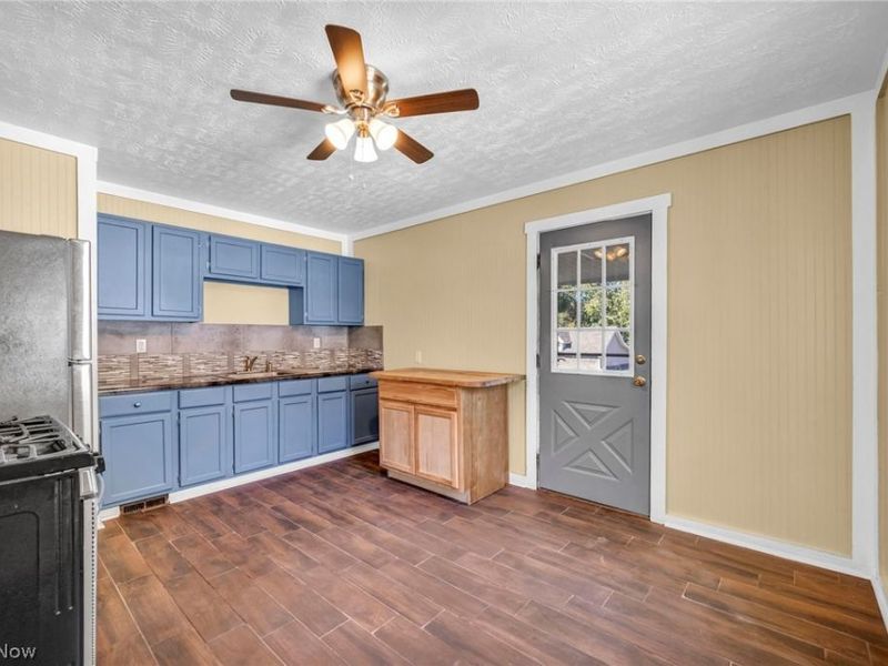 16319-16321 Arcade Avenue , Cleveland, OH 44110 Photo 36