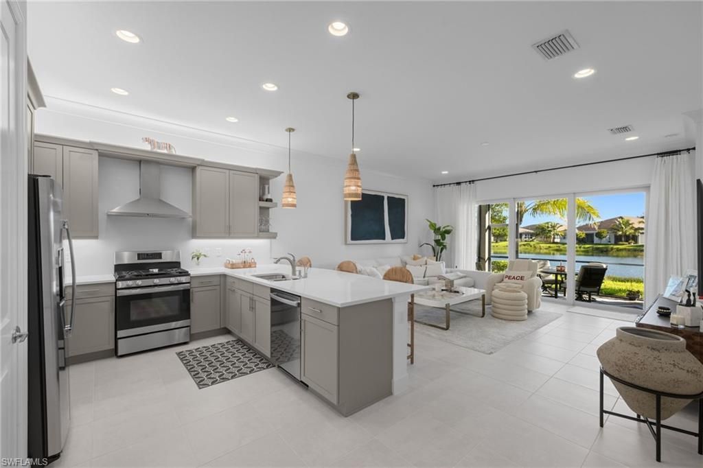 28539 Lobos Cir , Bonita Springs, FL 34135 Photo