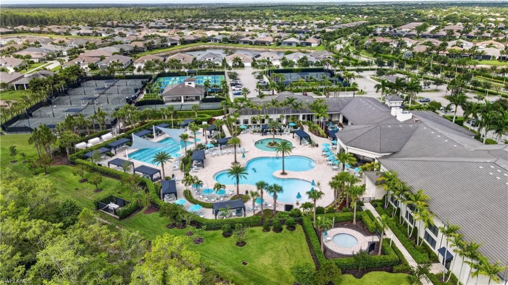 28539 Lobos Cir , Bonita Springs, FL 34135 Photo