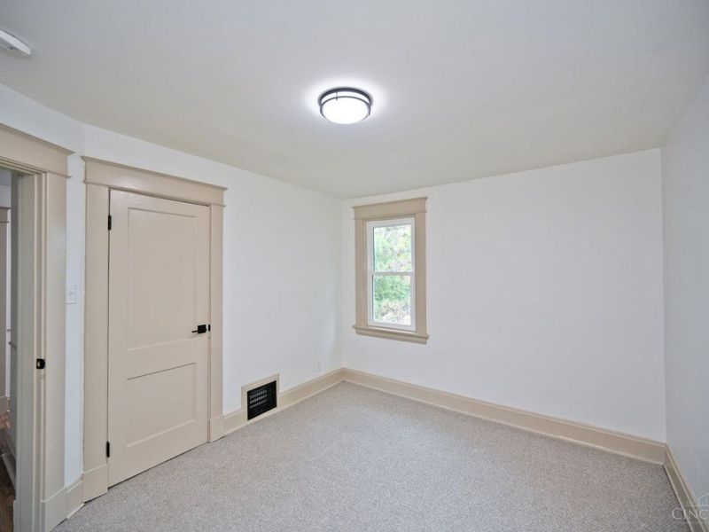 209 Wedgewood Avenue, Cincinnati, OH 45217 Photo 27