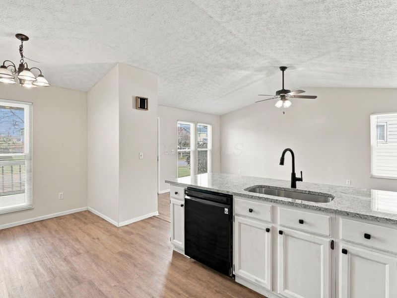 6803 Raybear Drive, Canal Winchester, OH 43110 Photo 5