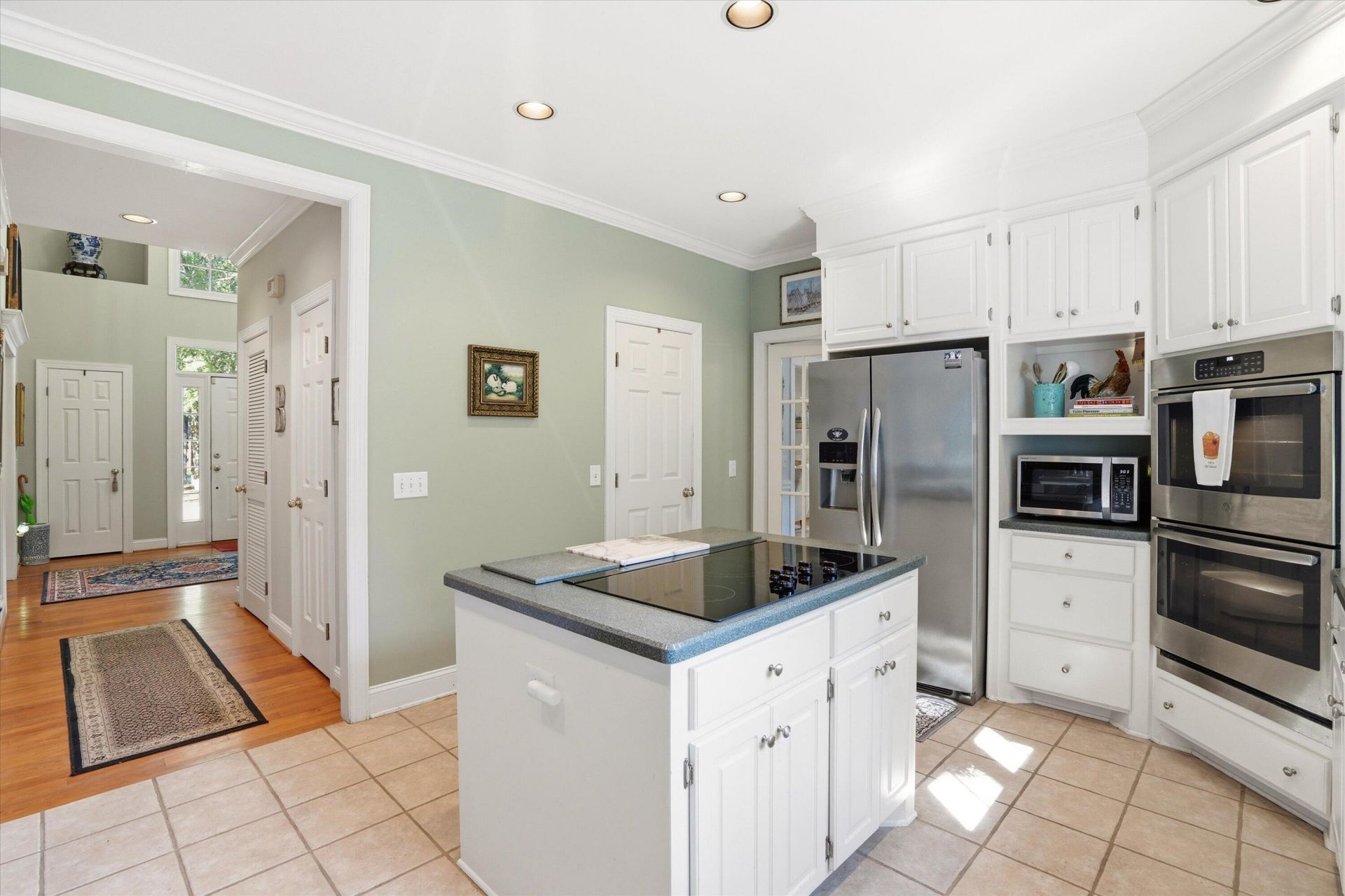 3205 Pignatelli Crescent Photo 18