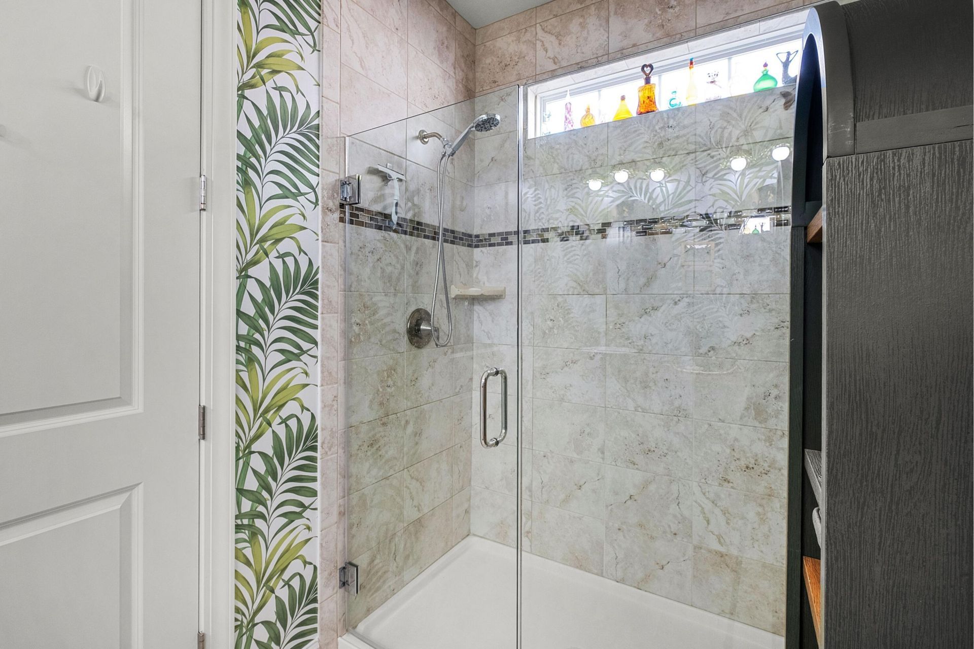 409 Four Seasons Boulevard Photo 25