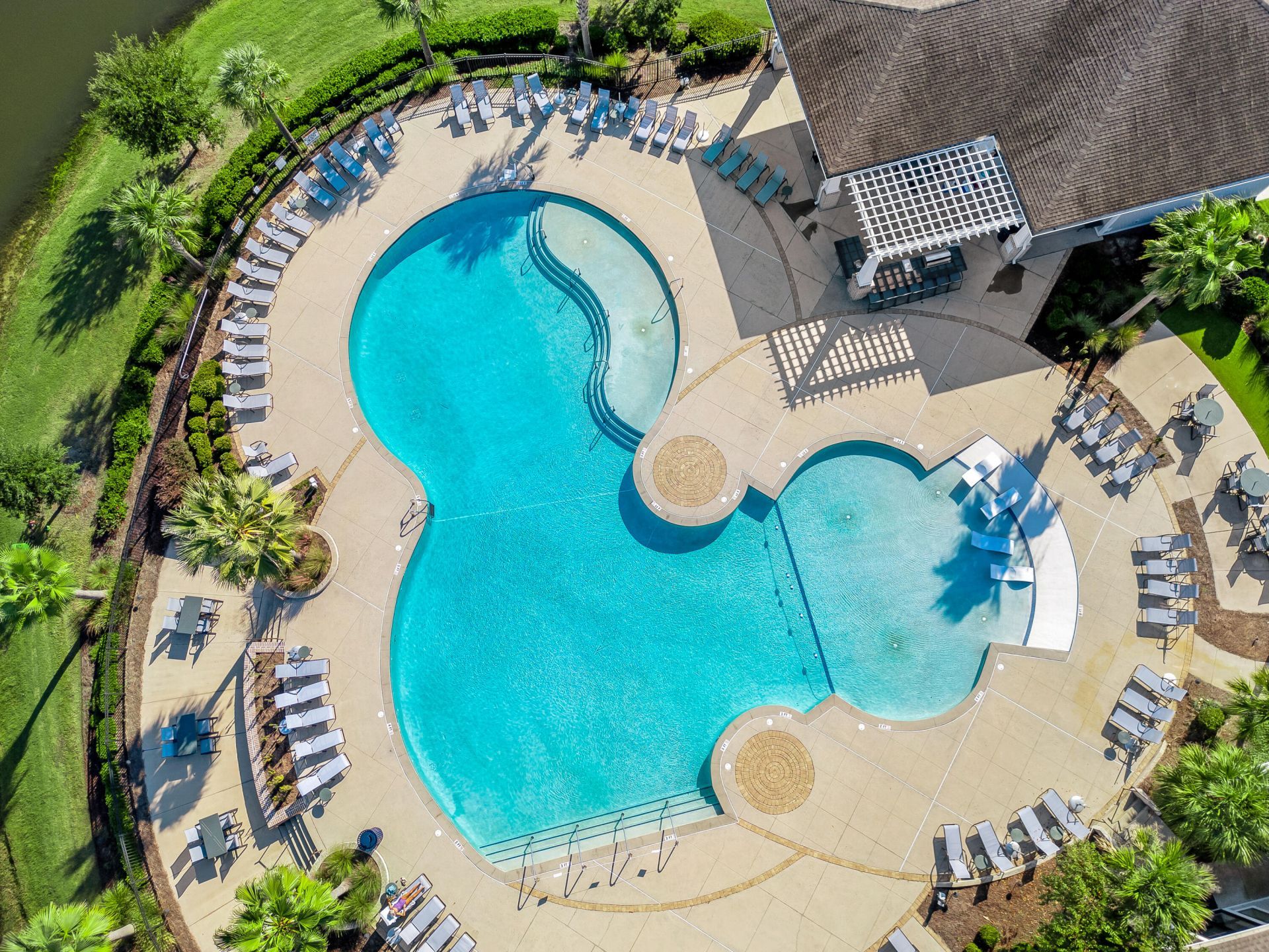 409 Four Seasons Boulevard Photo 45