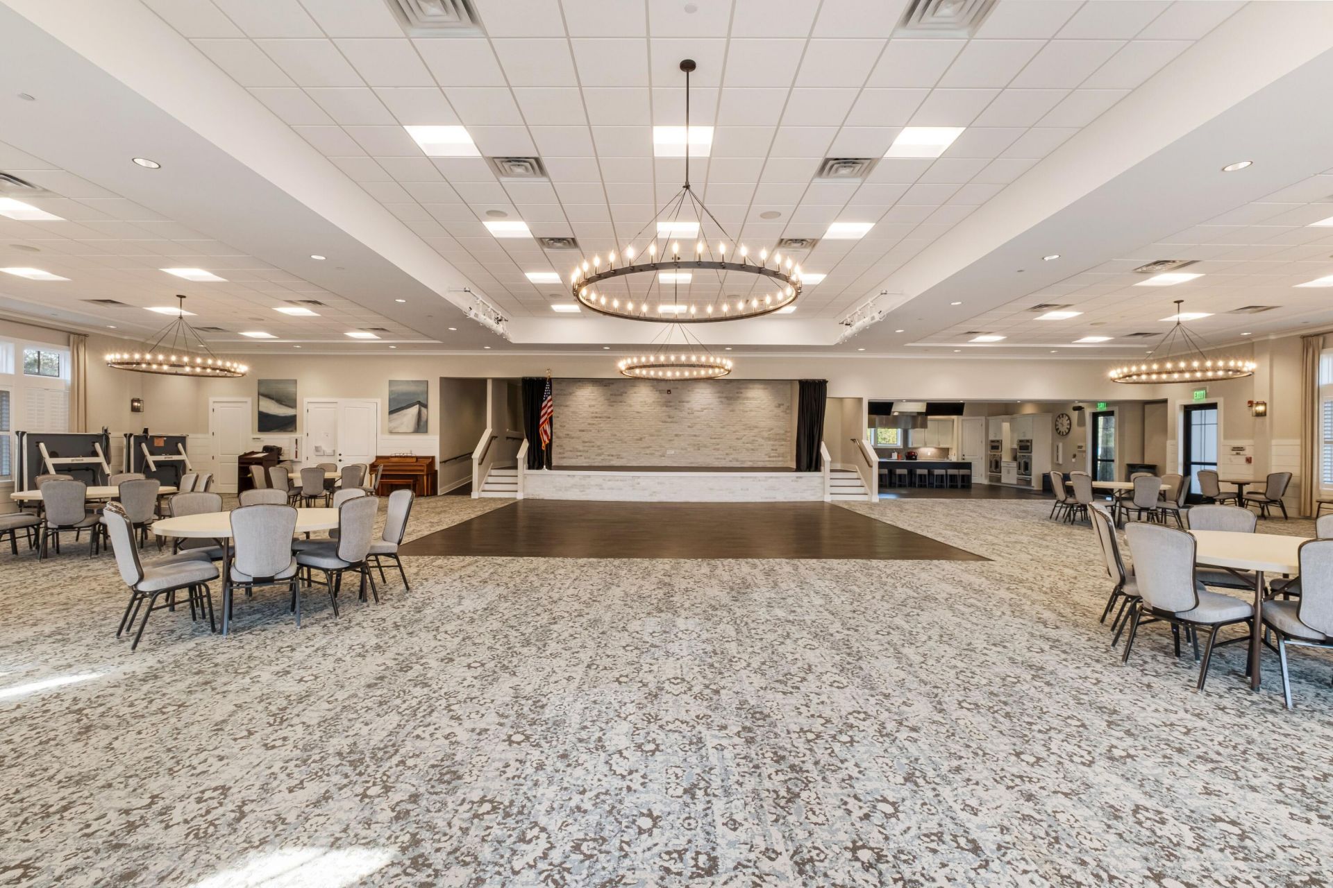 409 Four Seasons Boulevard Photo 55