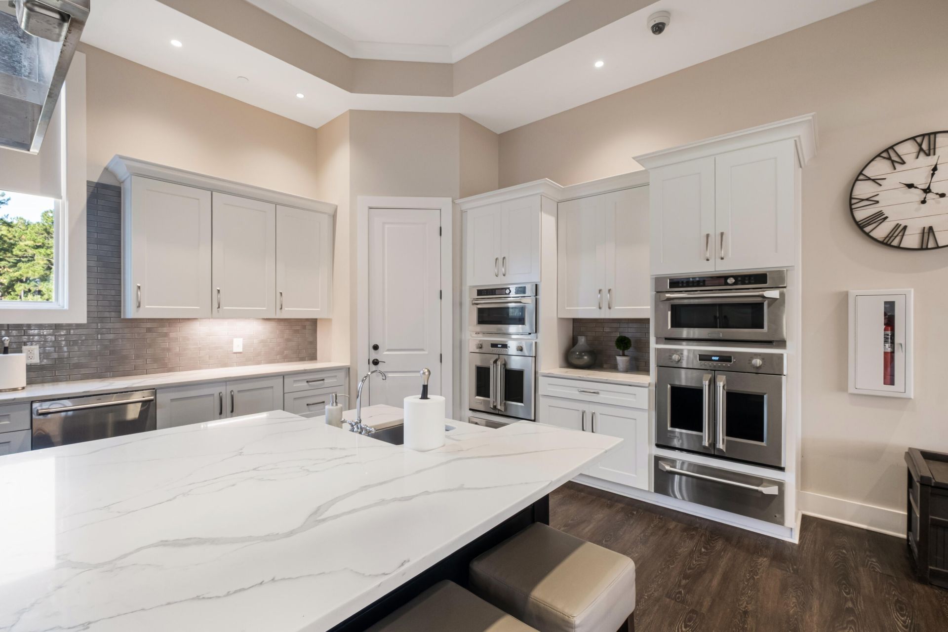 409 Four Seasons Boulevard Photo 58