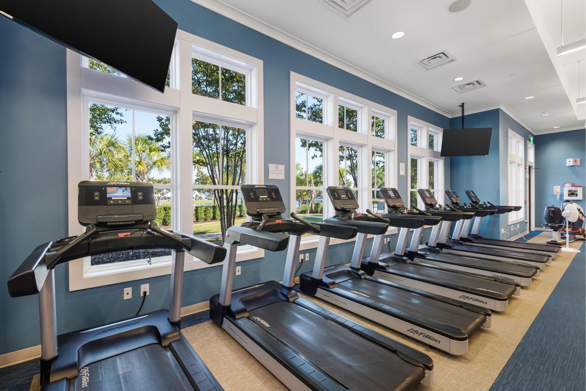 409 Four Seasons Boulevard Photo 65