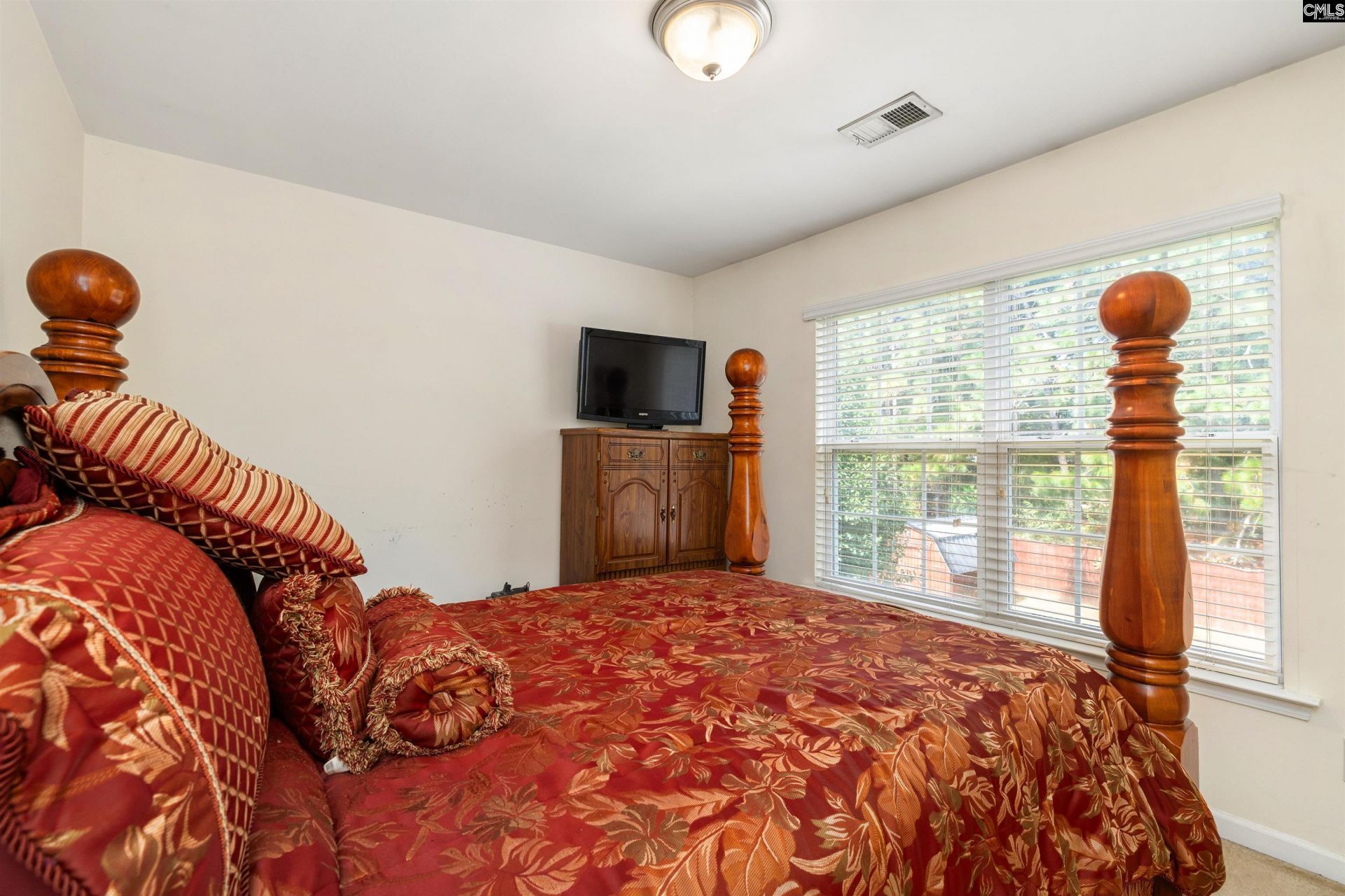 700 Batty Way  Photo 27